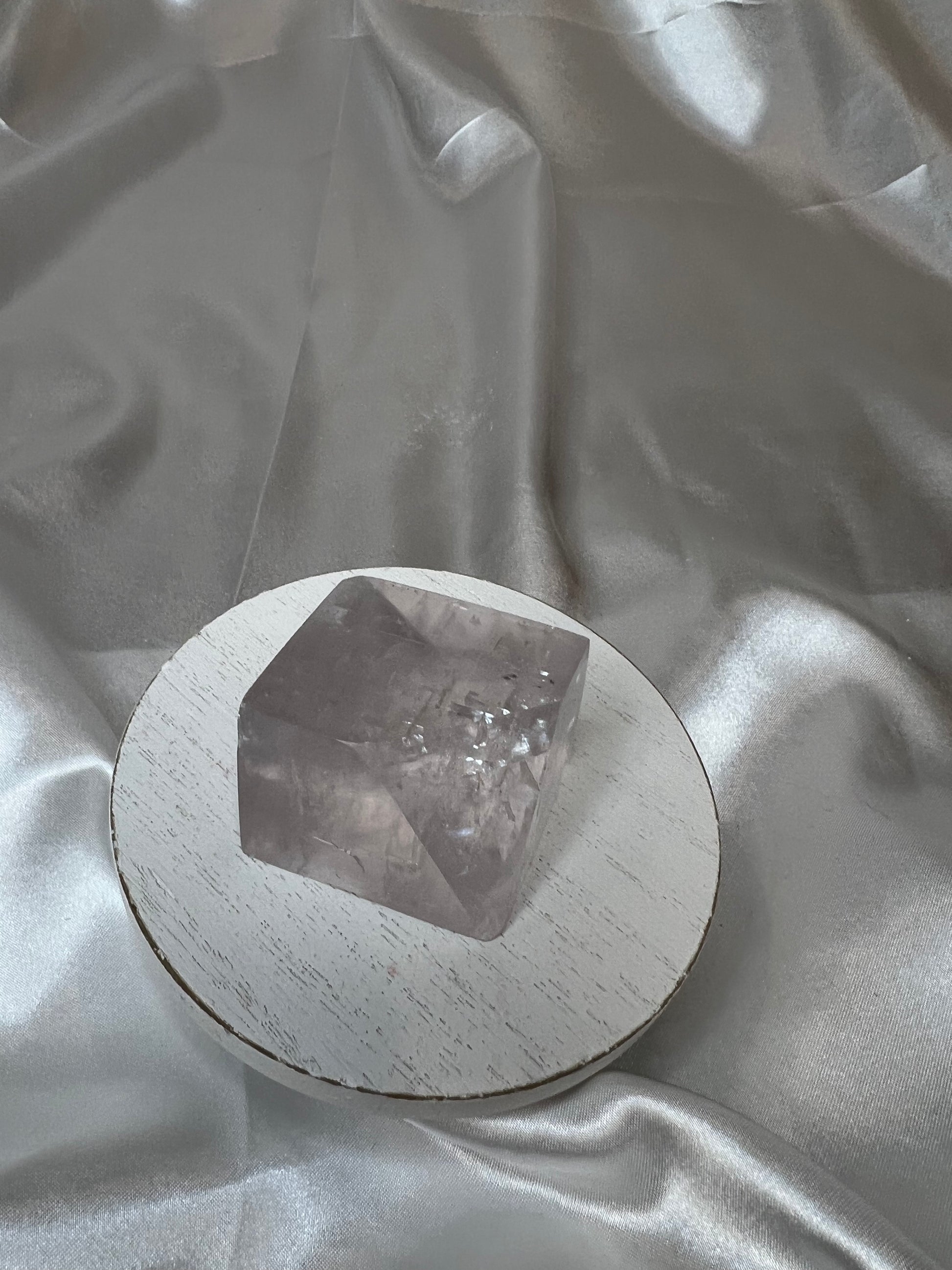 Optical Calcite Freeforms