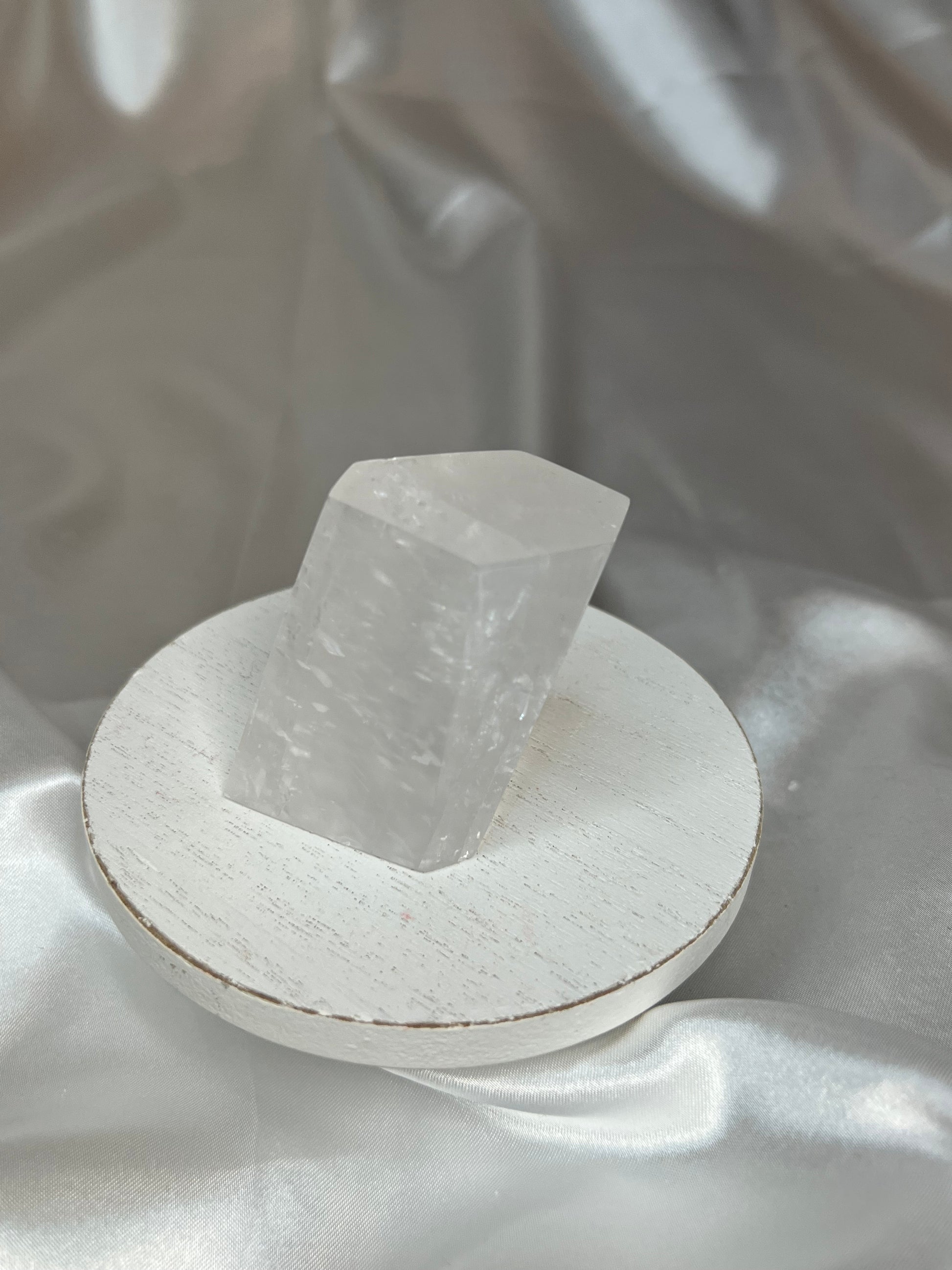 Optical Calcite Freeforms