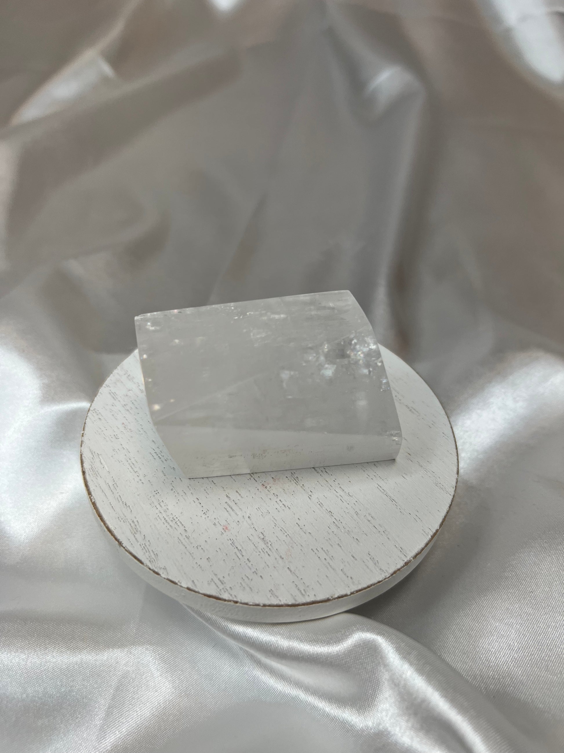 Optical Calcite Freeforms