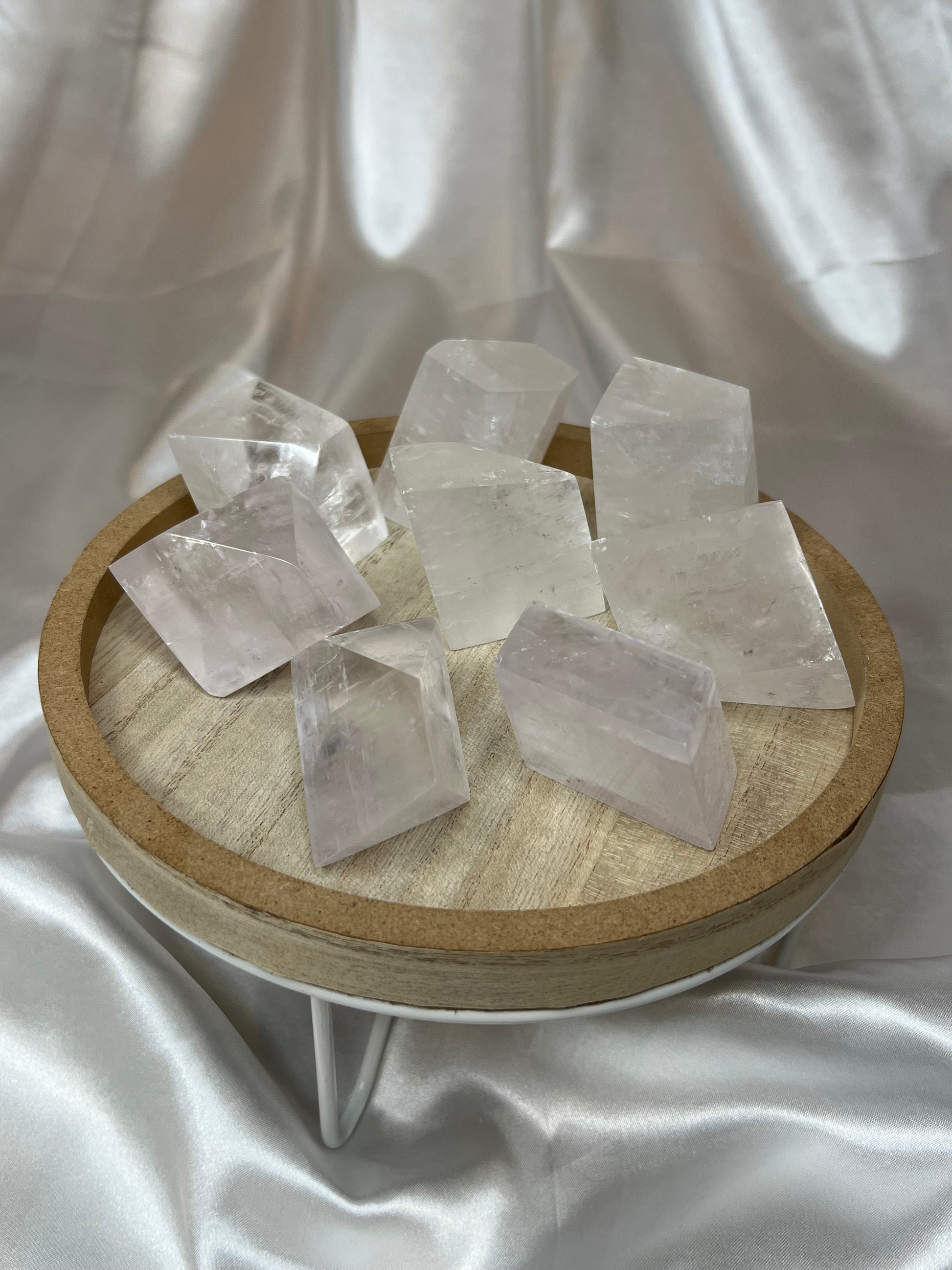 Optical Calcite Freeforms