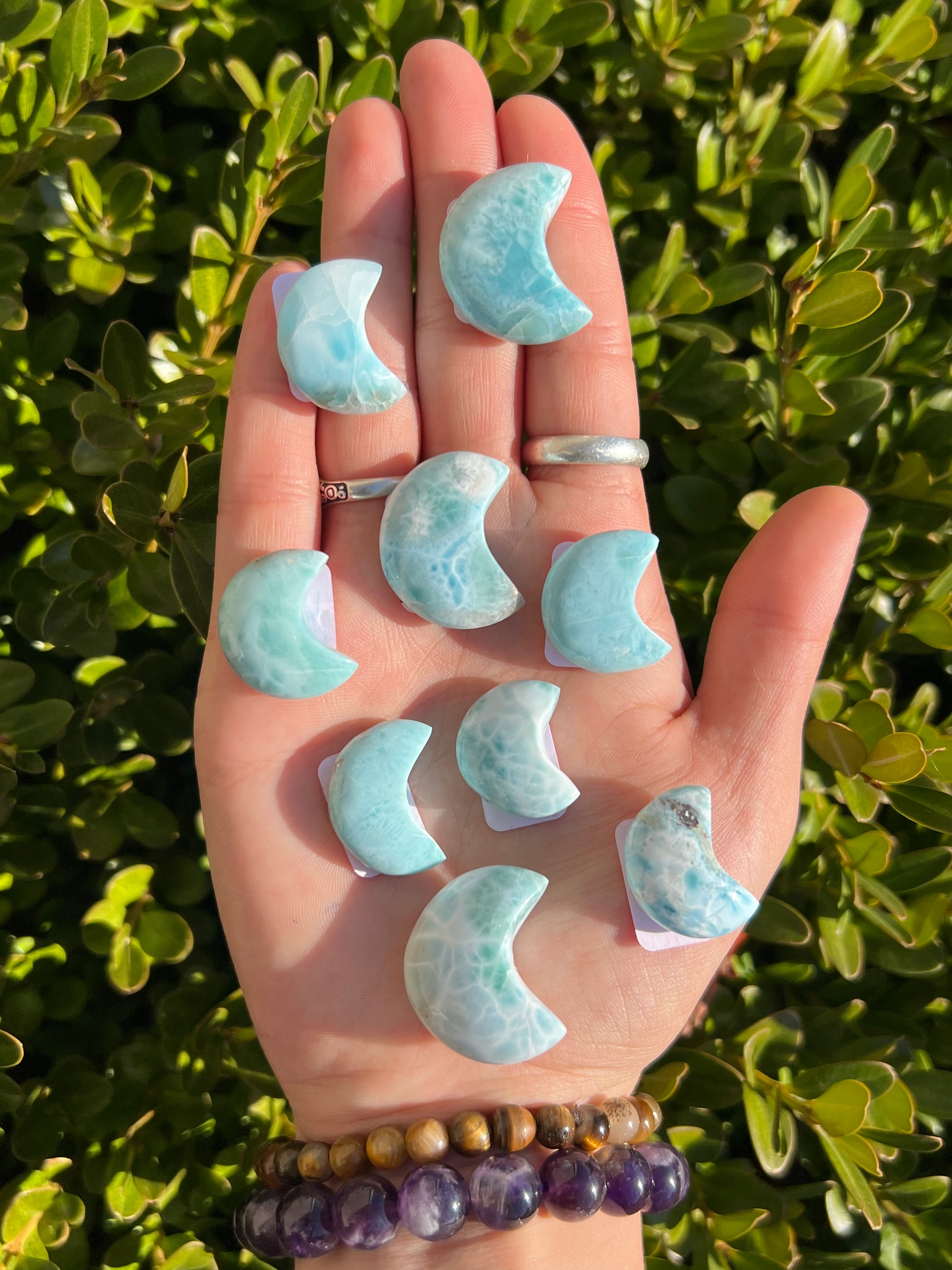 Larimar Moons
